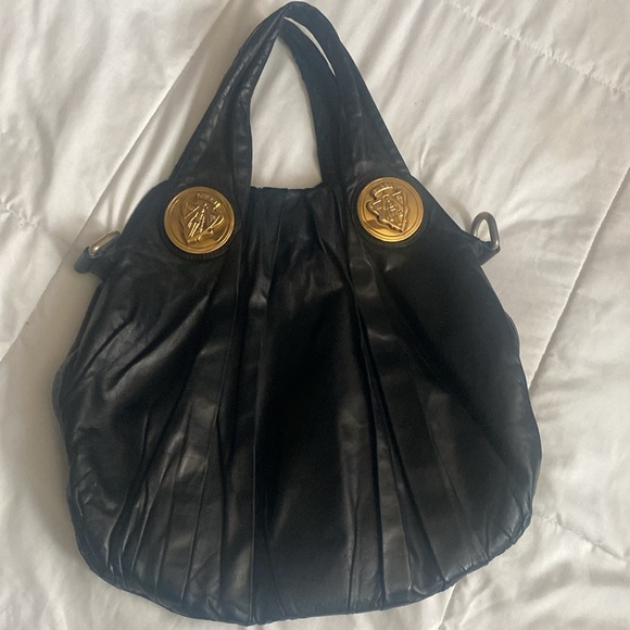 Gucci Black and Red Shoulder Bag with Gold Accents - Picture 2 of 10